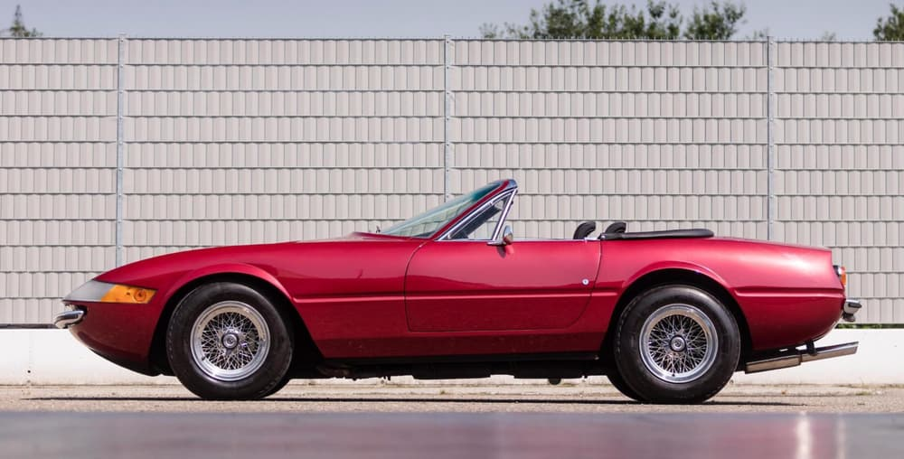 Ferrari 365 GTS/4 Daytona Spider